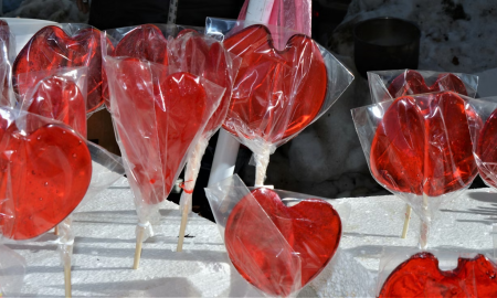 Last-minute Valentine’s Day? You can still score points with these treats